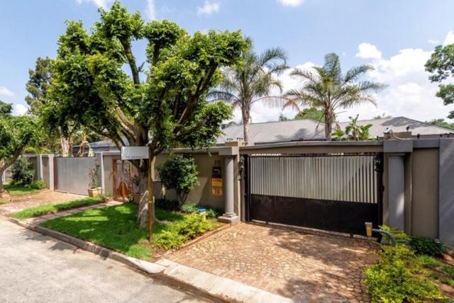 Studio Gray Benoni Bagian luar foto